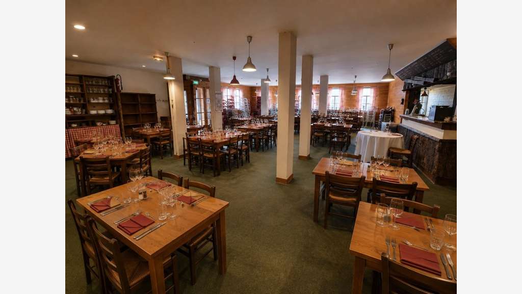 Vente restaurant bar lic 4 station de ski de Guzet