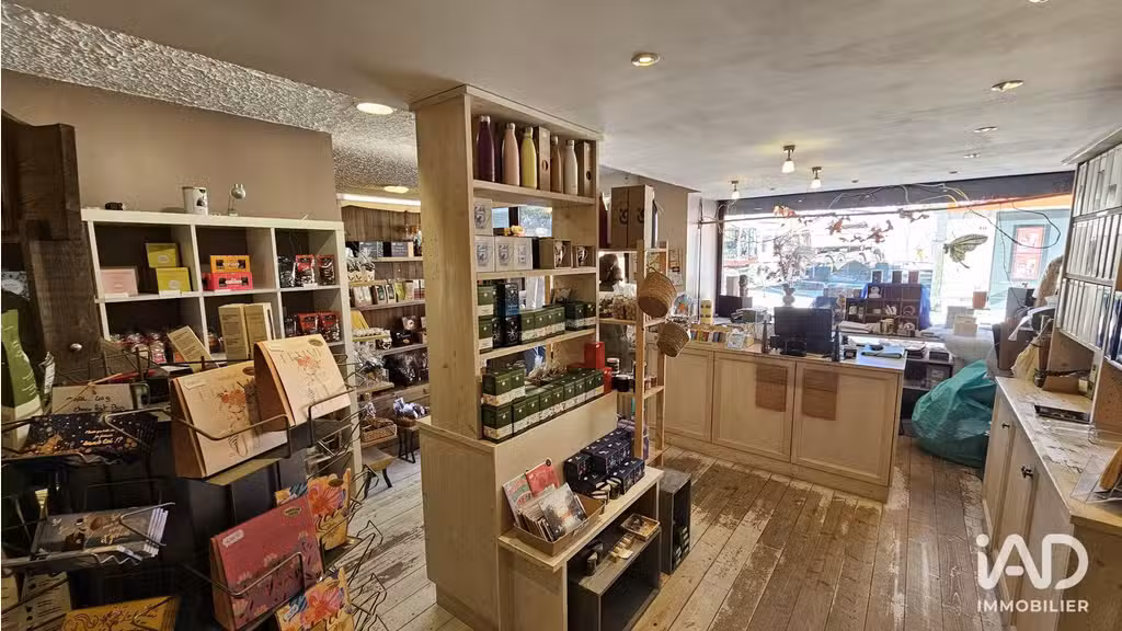 Vente épicerie fine emplacement stratégique Blain