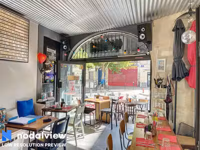 AV restauration avec terrasse Rue des Augustins 