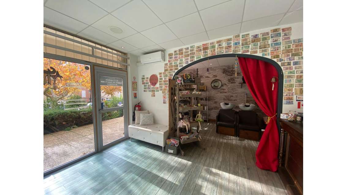 AV salon de coiffure barber à Carnoux-en-Provence