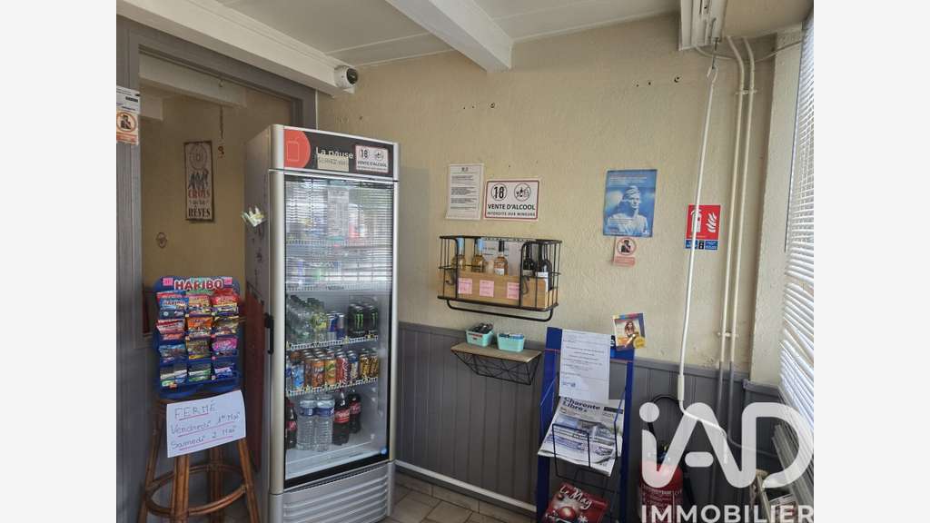 Vente tabac bar licence 4 bel empl Châteaubernard