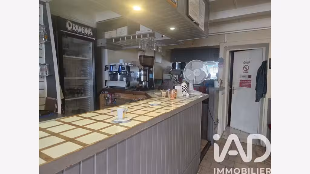 Vente tabac bar licence 4 bel empl Châteaubernard