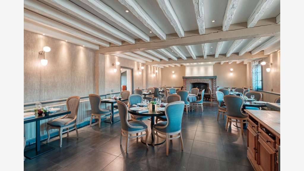 Murs & fonds restaurant gastronomique sur Dreux