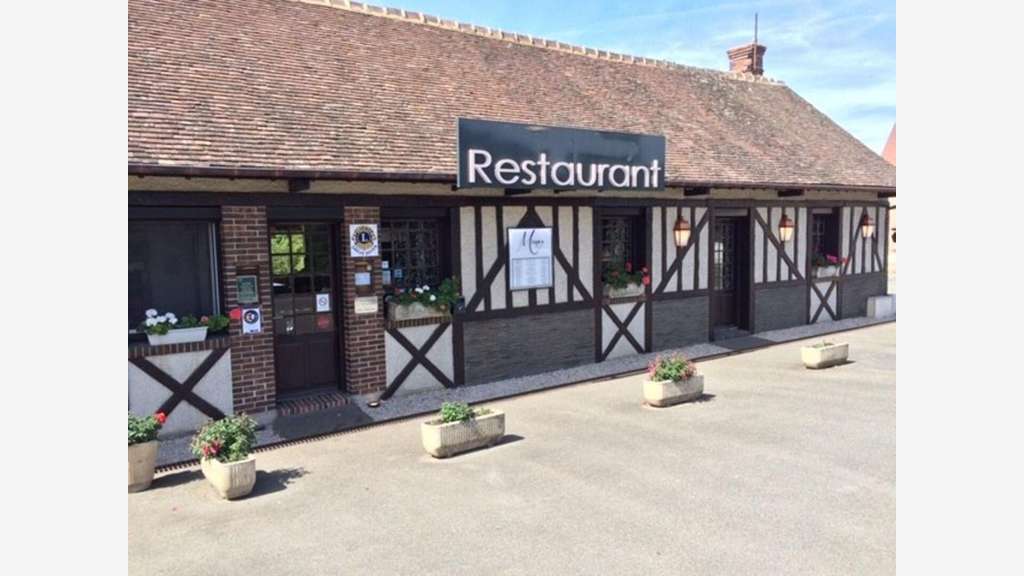 Murs & fonds restaurant gastronomique sur Dreux