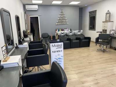 AV salon de coiffure mixte zone comm de Grasse