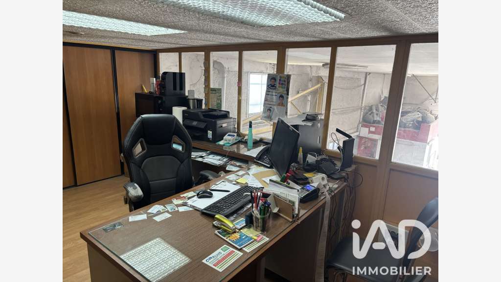 AV FDC carrosserie 250m² empl stratégique Gueugnon