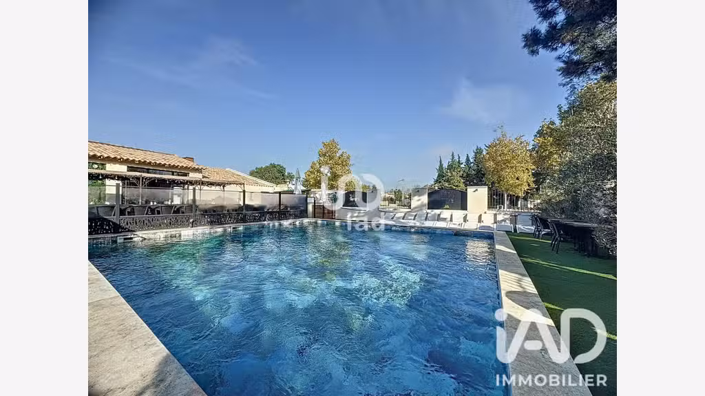 Vente restaurant empl start à L'Isle-sur-la-Sorgue