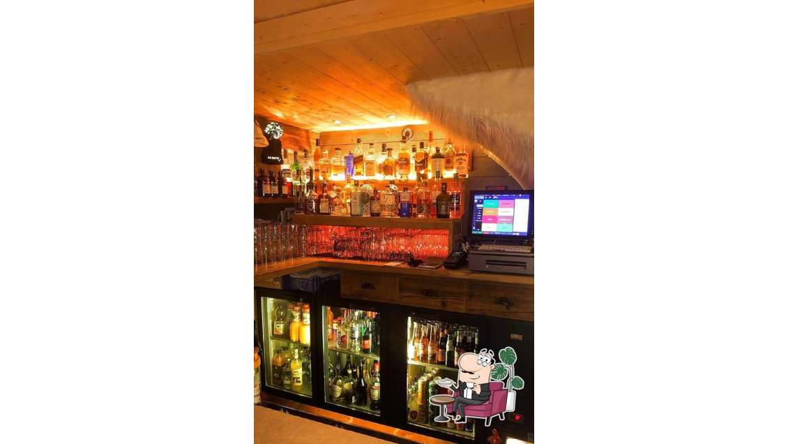 Vente bar refait à neuf de 90m² à La Clusaz