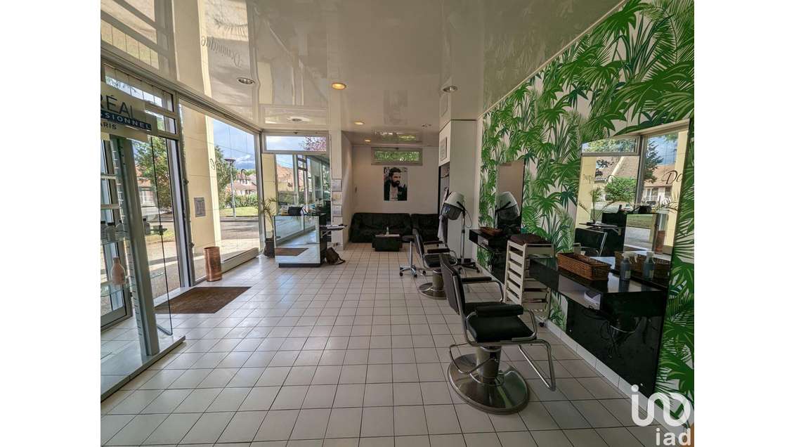 Vente murs + fonds salon coiffure à Le Mans