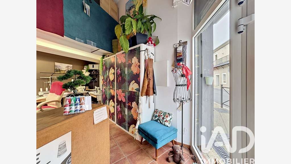 Vente atelier de couture à Marseillan centre