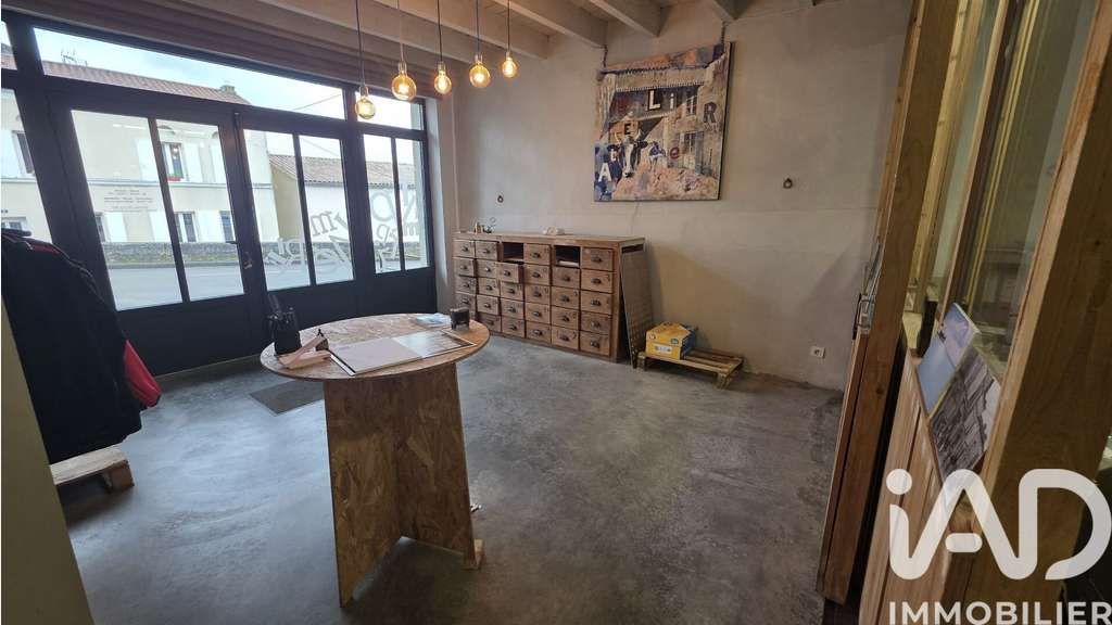 AV FDC impression signalétique 70m² à Montendre
