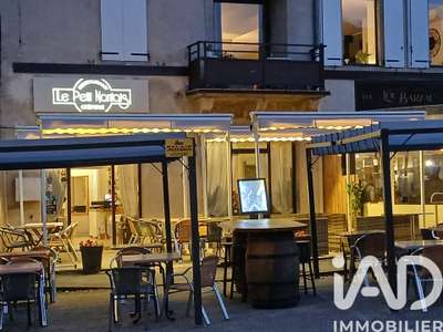 Vente crêperie sur la place de Nant