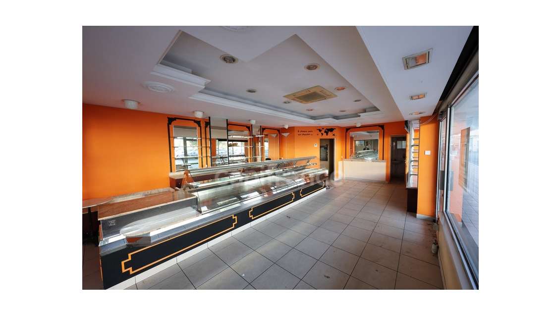 À vendre local dans grand marché de la Vienne