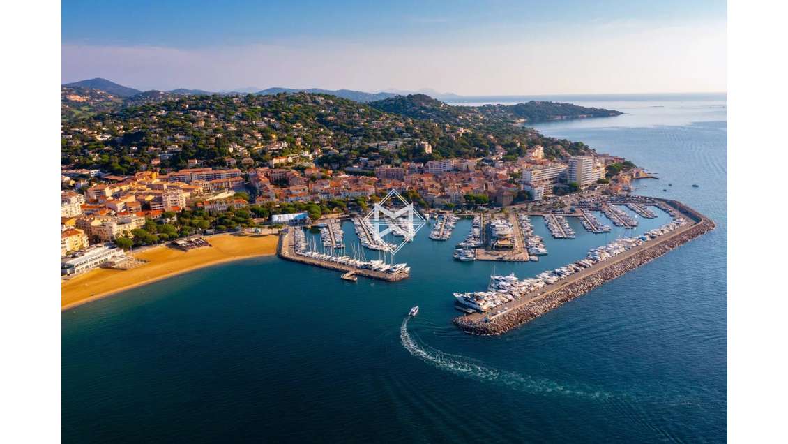 Vente Plage/Restaurant dans le Golfe de St-Tropez