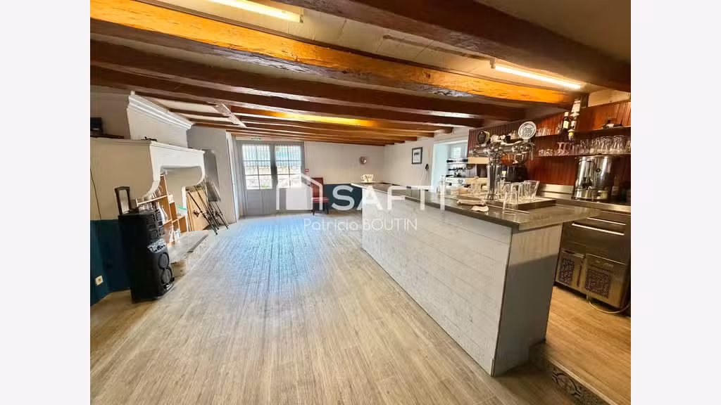 Vente hôtel restaurant + FDC aux portes de Niort
