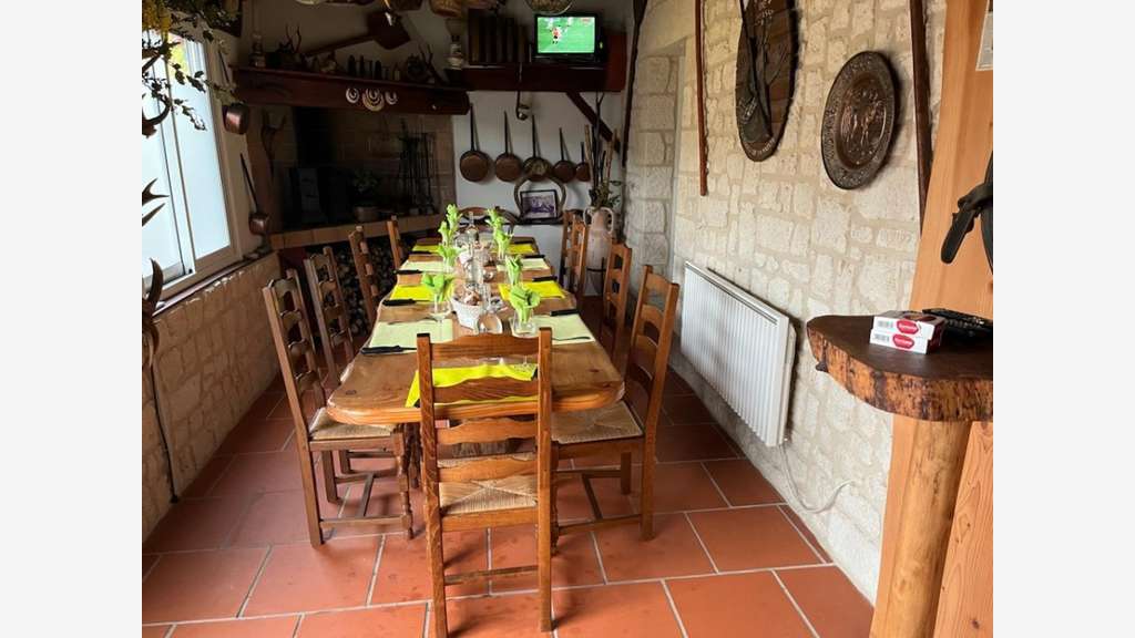 Vente bar tapas avec piscine 45m² Val du Faby