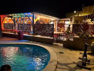 Vente bar tapas avec piscine 45m² Val du Faby