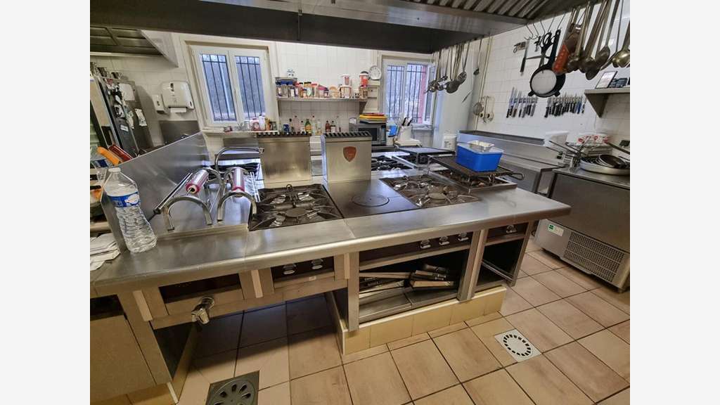 AV murs et fonds restaurant dans le Beaujolais