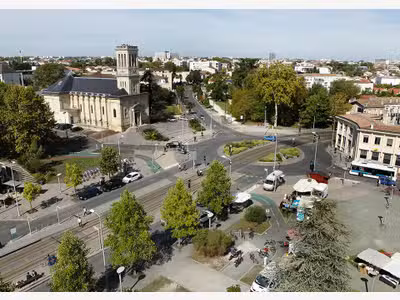 Locaux commerciaux loués à vendre à Talence