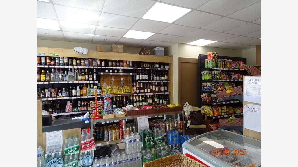 Vente supérette en hyper centre ville de Laval