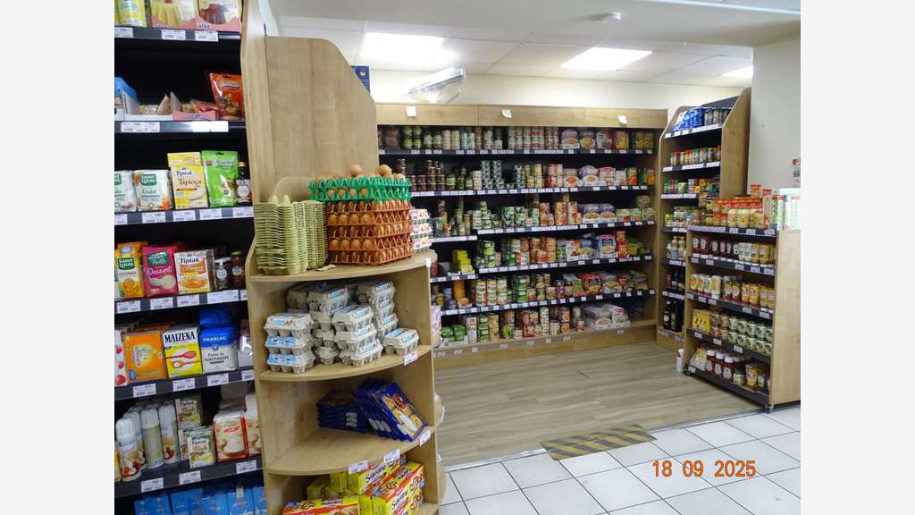 Vente supérette en hyper centre ville de Laval