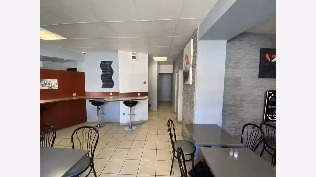 Vente boulangerie et restaurant de 464m² à Ormes