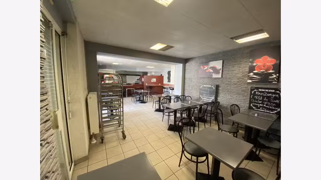 Vente boulangerie et restaurant de 464m² à Ormes