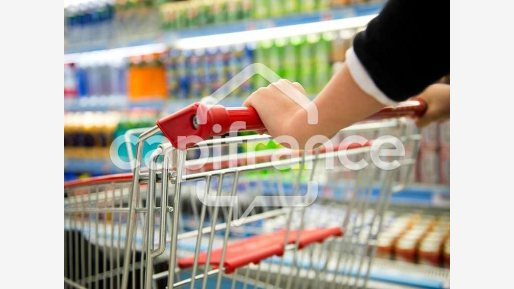 Superette refaite à vendre proche d' Angers (49)