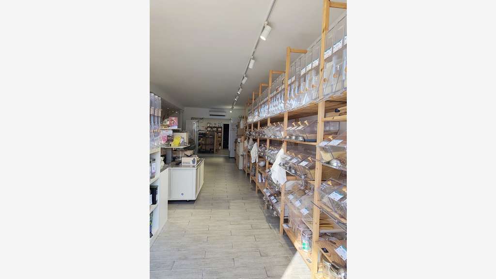 Épicerie bio à vendre ZAC village provençal 13)