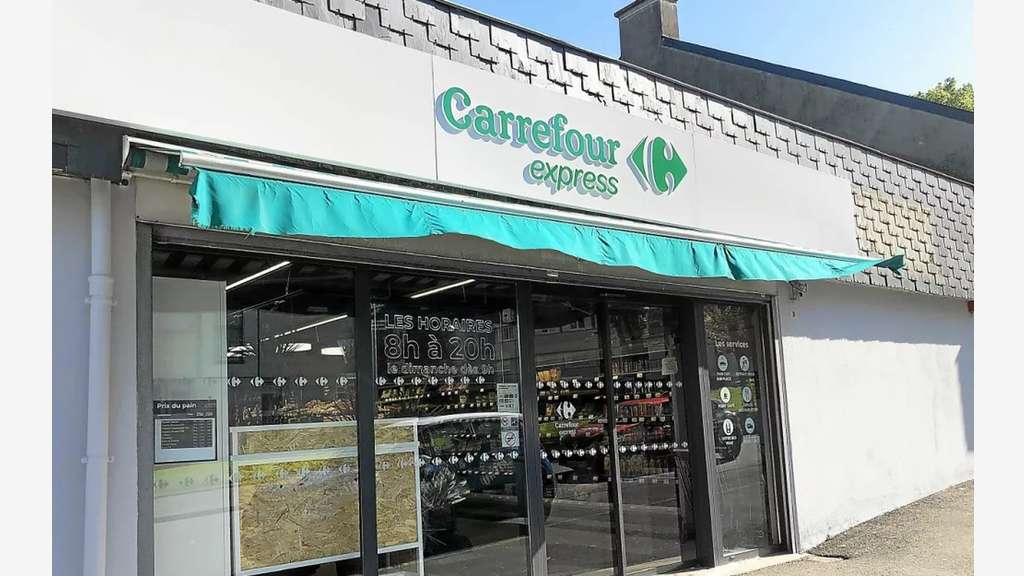 Cède Franchise Carrefour Express 225m² à Dinan
