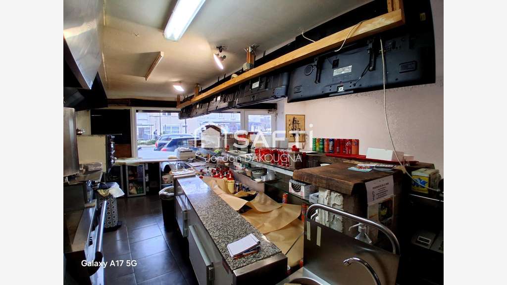 Vente snack pizzeria rentable 110m² à Dunkerque