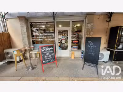 Vente FDC épicerie avec terrasse à Cheval-Blanc