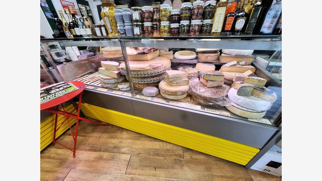 Vente FDC fromages et salaisons Le Château Oléron