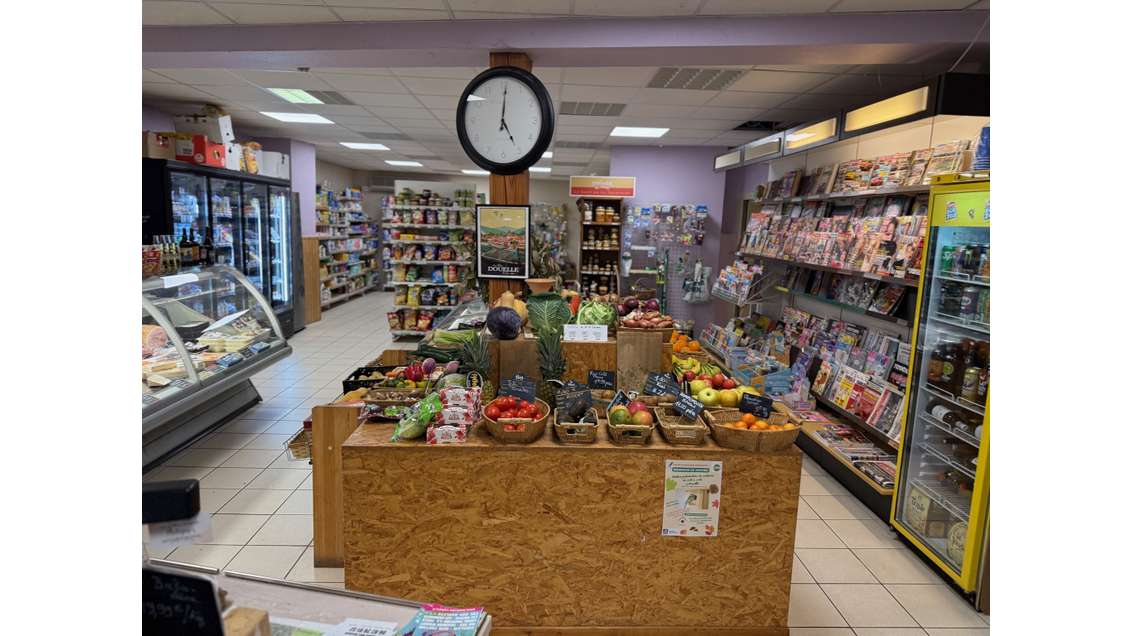 A vendre épicerie de caractère – Lot (46) 🛒🌿