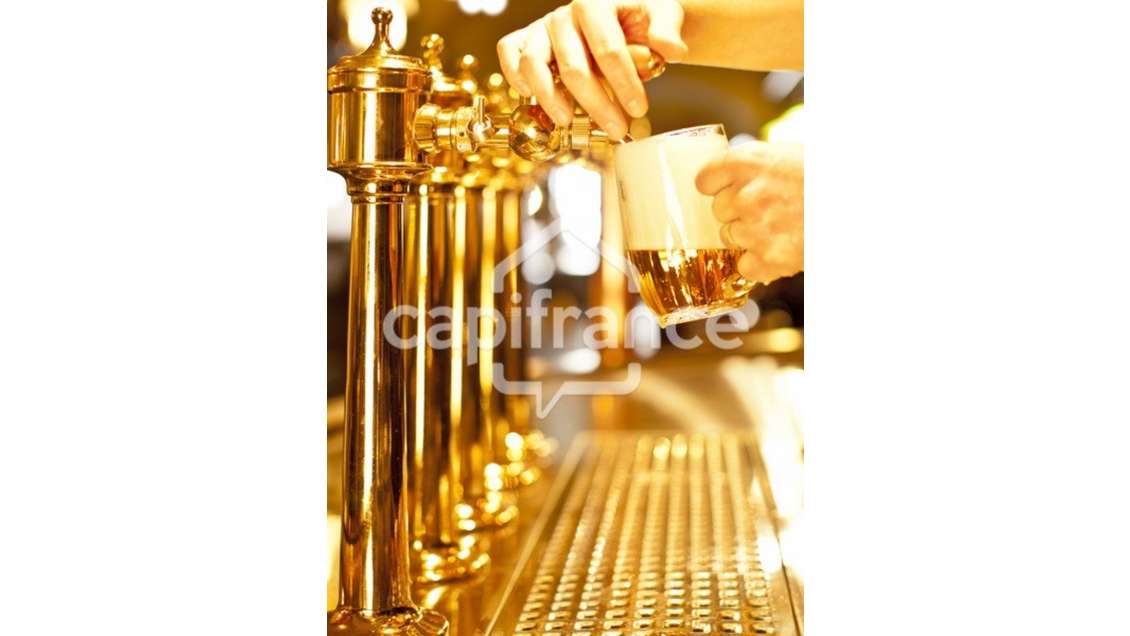 A vendre cave à vins en centre ville de Dordogne