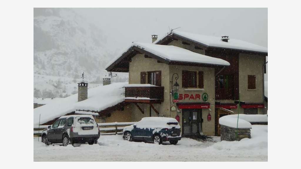 Reprise commerce alimentaire SPAR sur VAL CENIS