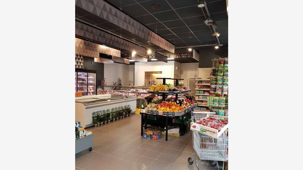 Reprise commerce alimentaire Au sud de Poitiers