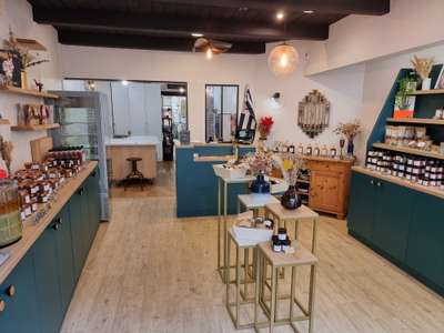 Vente épicerie fine pâtisserie à Vannes centre