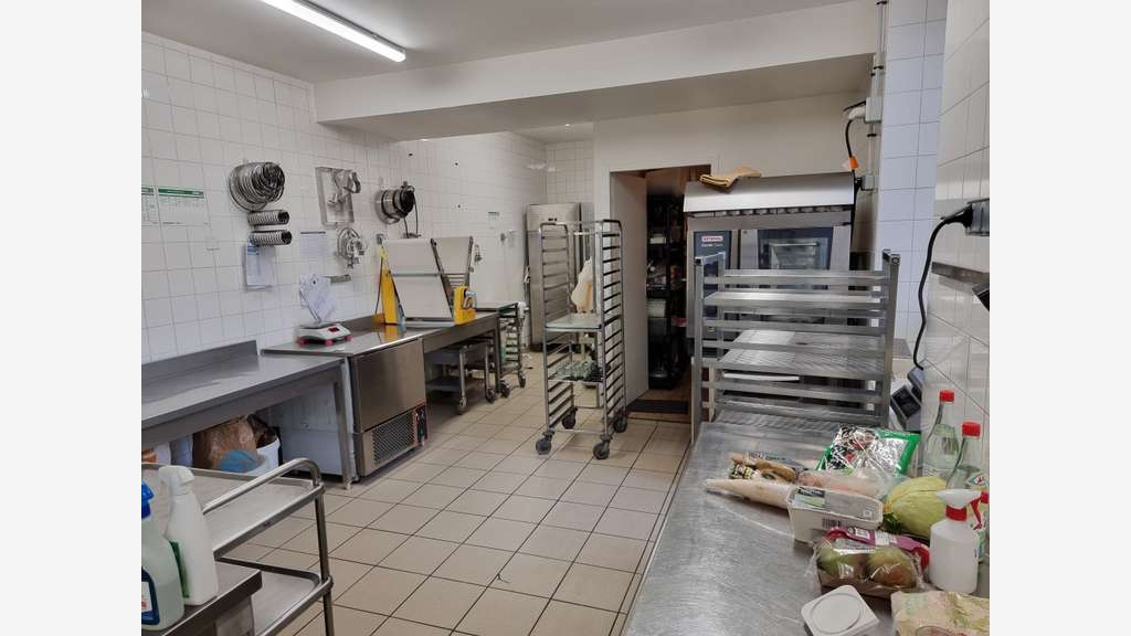 Vente épicerie fine pâtisserie à Vannes centre