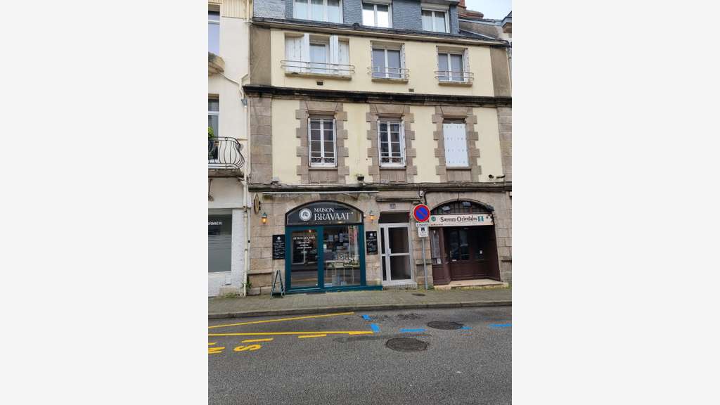 Vente épicerie fine pâtisserie à Vannes centre