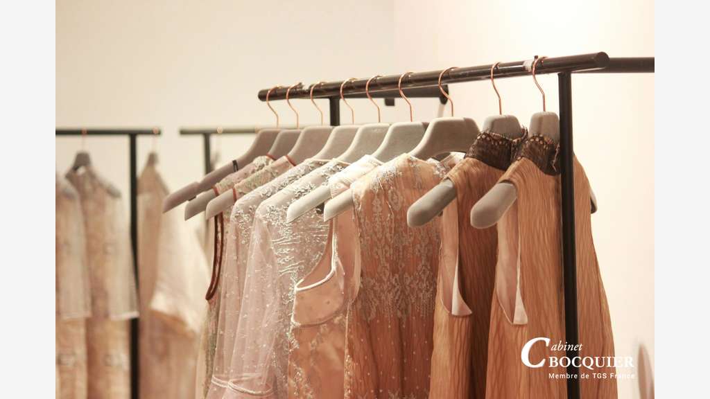 Vente magasin de vêtements ville côtiere dept 17