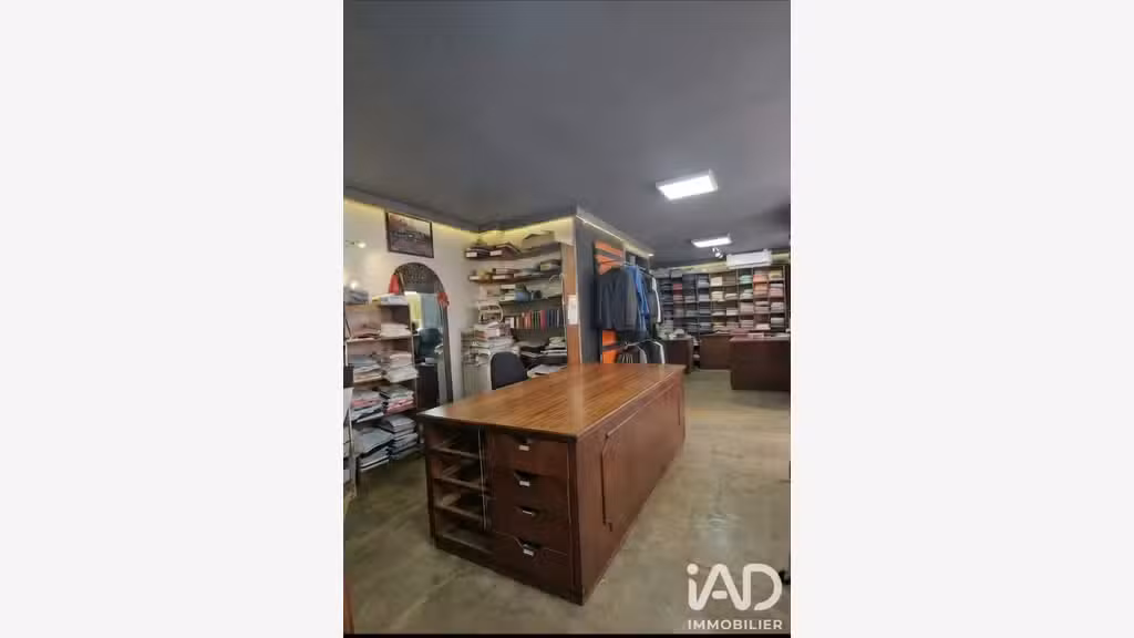 Vente FDC vêtements pro à Nice Garibaldi port