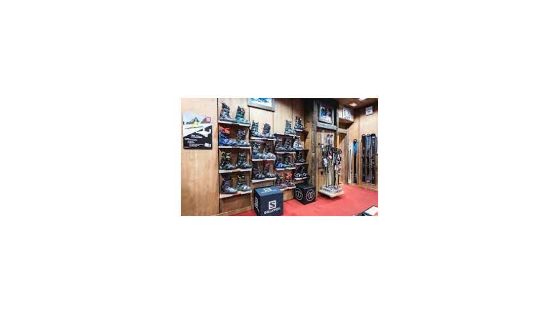 Vente magasin de sports location de skis en Savoie