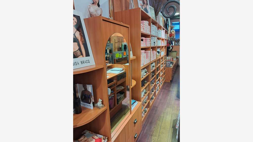 Vente boutique de lingerie empl N°1 piéton Chalon