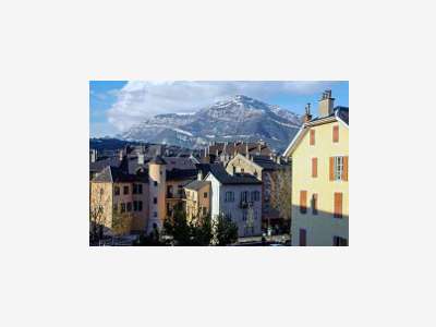 Vente hôtel 3 *** à Chambéry plus de 70 chambres