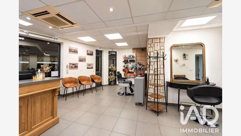 Vente salon de coiffure à Terrasson-Lavilledieu