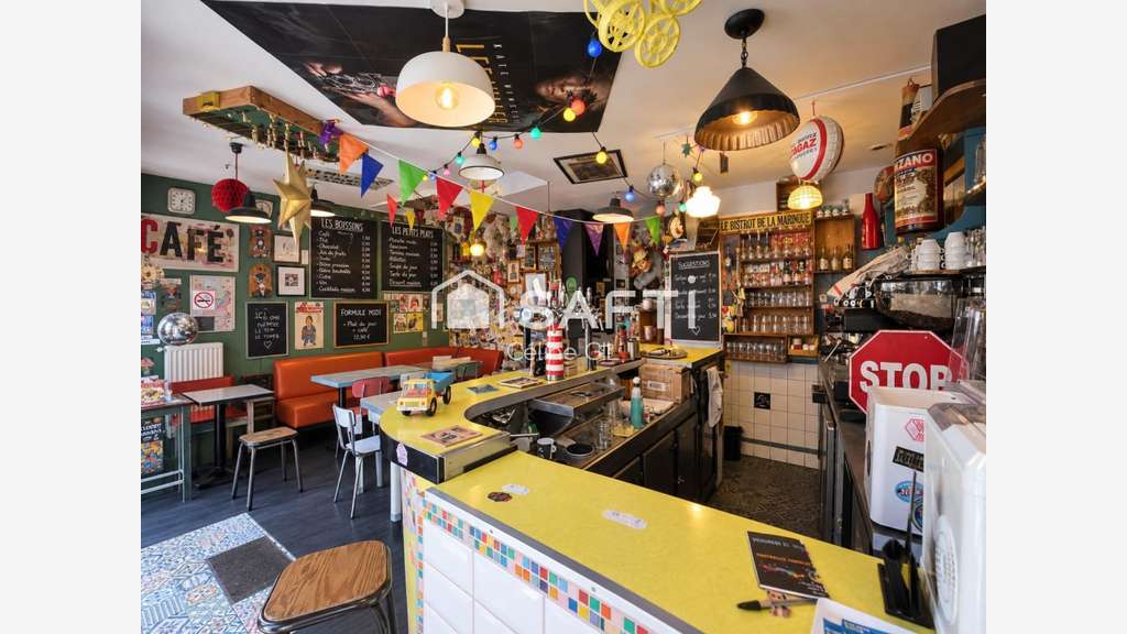 A vendre murs + fonds bar à Josselin centre