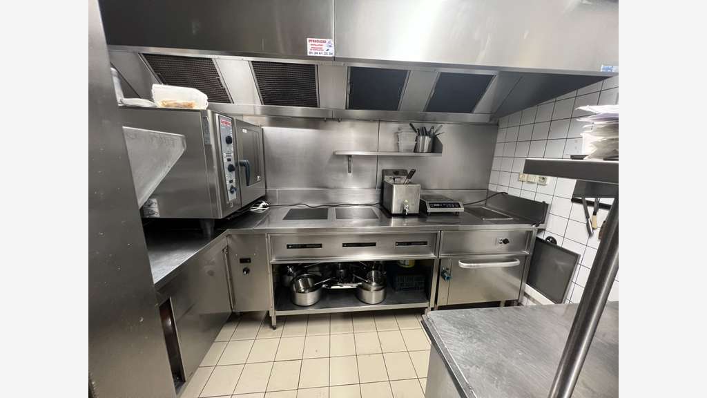 Vente restaurant tradi à Paris 75008 quartier Rome