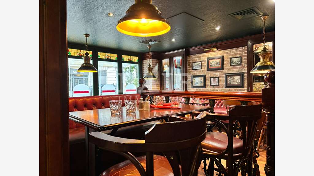 Plein centre ville d'Alençon à vendre brasserie