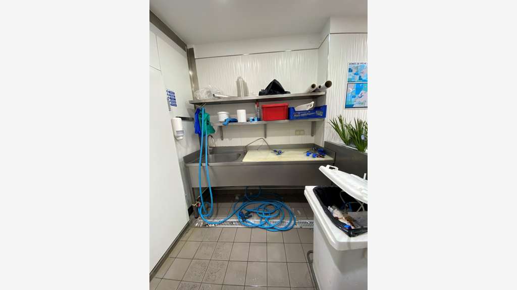 Vente poissonnerie emplacement N1 Hauts de Seine